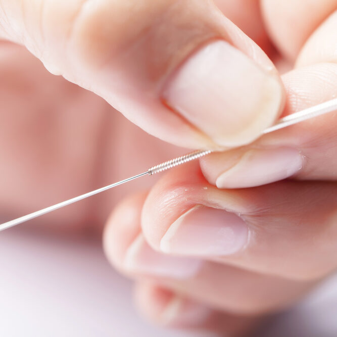 acupuncture needle